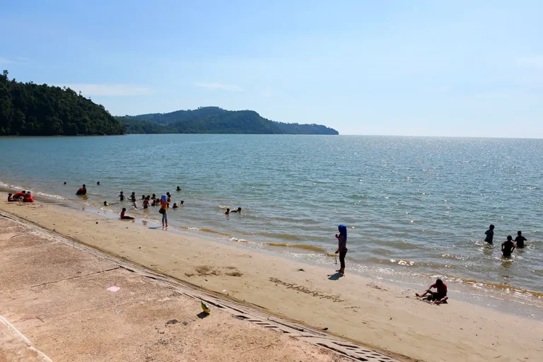 Pantai Merdeka 1200pt 768x512